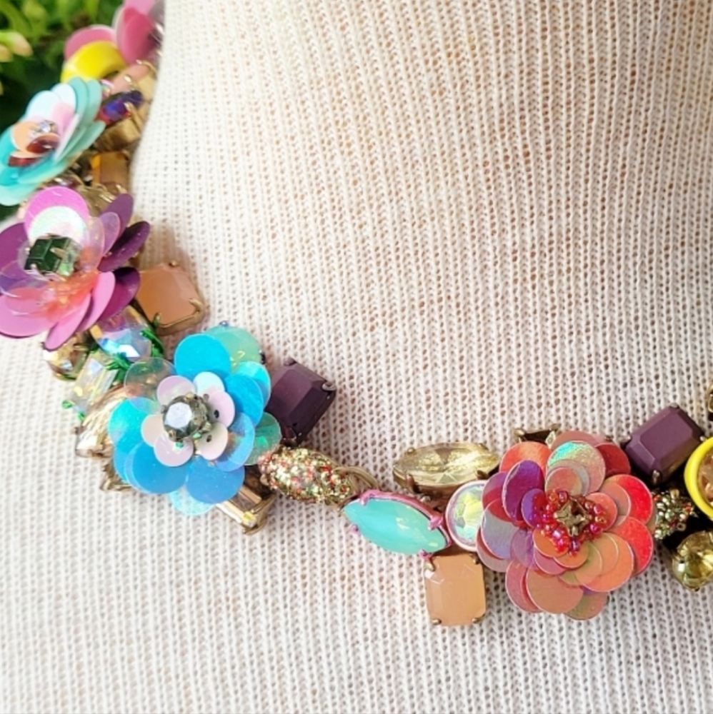 HTF J. Crew Blooming Sequin Paillete Brulee Necklace - Picture 6 of 7